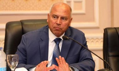 أول رد من وزير النقل على أزمة تأخر قطارات السكة الحديد