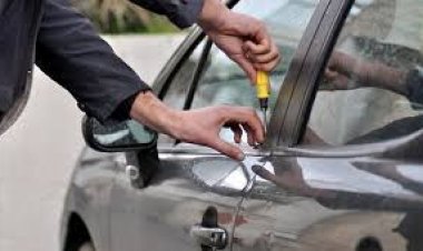 القبض على شاب  لقيامه بسرقة سيارة صديقه ومساومته في «السلام»