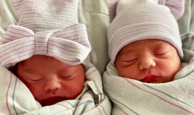 15 دقيقة تكشف قصة ولادة توأم في عامين مختلفين