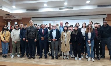 محافظ بورسعيد يستقبل وفد جامعة السوربون الفرنسية