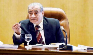 وزير التموين يتقدم بالتهنئة لقداسة البابا تواضروس الثاني  بمناسبة أعياد الميلاد