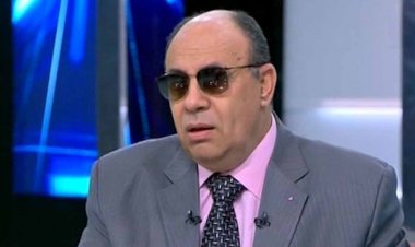حكم سرقة أموال الزوج.. مبروك عطية يجيب