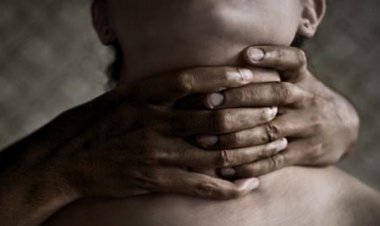 شقيق المجني عليه طلب استخراجه من مدفنه.. سقوط شاب قتل طالبًا أثناء ممارسته الشذوذ بـ«بولاق الدكرور»