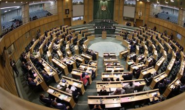 بأغلبية 104 أصوات من أصل 112 نائبا.. مجلس النواب الأردني يقر مشروع تعديل «الدستور»