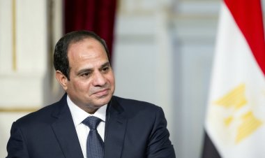 بالفيديو.. كيف طرد السيسي خيرت الشاطر من المخابرات؟