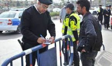 سحب 4926 رخصة لعدم تركيب الملصق الإلكترونى