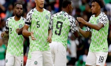 مهاجم ليستر سيتي يقود هجوم نيجيريا أمام منتخب مصر