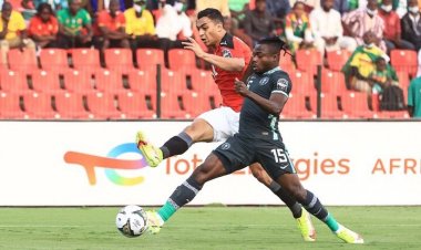 «خيبة» قوية في بداية البطولة الإفريقية.. منتخب مصر يخسر من نيجيريا (مُلخص المباراة)