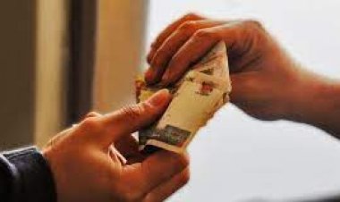 متهمين بطلب رشوة.. ضبط رئيس لجنة تصالحات وموظف بأحد أحياء الجيزة