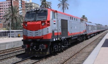 «السكة الحديد» تحذر من هذه السلوكيات داخل القطارات .. وغرامات فورية تصل لـ «420» جنيه