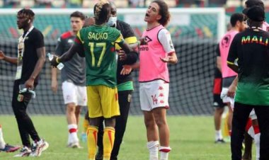 «كاف» يصدر بيانا رسميا بشأن أزمة مباراة تونس ومالي