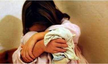 كشفته شقيقته.. ضبط عامل تعدى جنسيا على ابنته بالقاهرة