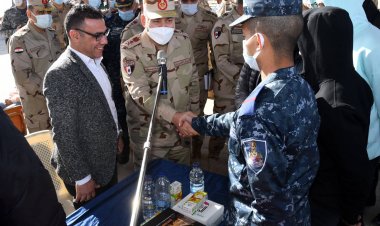 الفريق أسامة عسكر  يتفقد الكلية الحربية ويلتقي بالطلبة المستجدين وأسرهم