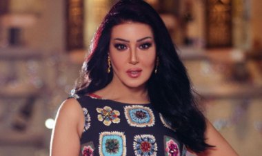 سمية الخشاب توجه رسالة لـ شيرين عبد الوهاب: «مافيش حد يستاهل أنك تتخلي عن شعرك عشانه»