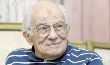 تأجيل دعوى ابنة رشوان توفيق ضد والدها للاطلاع