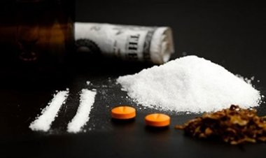 القبض على تاجر مخدرات وزوجته وبحوزتهما «هيروين وآيس» بالقاهرة