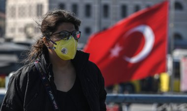 تركيا تلغي إلزامية اختبارات كورونا في مجالات عديدة