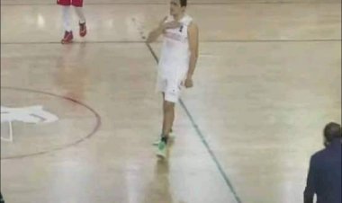 «إشارة ولفظ بذيء».. رد مدرب سلة الزمالك على تصرف نجله أحمد ياسر