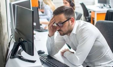 قانون العمل الجديد.. متى يكون المرض سببا في إنهاء خدمة الموظف؟