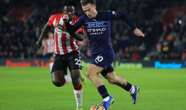 مانشستر سيتي يخسر نقطتين أمام «القديسين» في سباق الدوري الإنجليزي