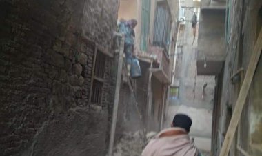 صور| انهيار عقار قديم بمنطقة حدائق القبة في القاهرة