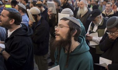 «نوعر هجفعوت» تشن هجومًا على بلدة حوارة بالضفة وتصيب ثلاثة فلسطينيين