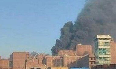 إخماد حريق هائل في مخزن قمامة بالقاهرة