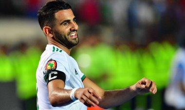 محرز يعتذر لجماهير الجزائر: «سنجعلكم فخورين بنا بالتأهل لكأس العالم»