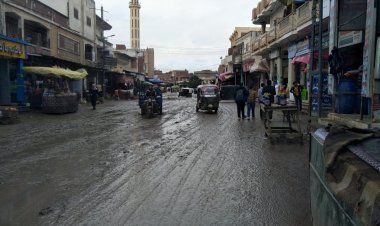 رياح وأمطار تغلق بوغاز رشيد في البحيرة