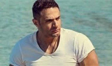 محمد نور يروج لأغنية «براحة علينا ياعم الشتا»