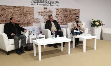 نائب رئيس هيئة الكتاب: اهتمام جماهيري متميز بمعرض الكتاب احتفاءً بمسيرة يحيى حقي