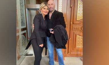 الإعلامية بوسي شلبي تدعو النجم العالمي جون ترافولتا لزيارة مصر قريبا   