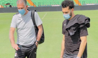 تعرف على سبب تأخر «كيروش وصلاح» عن المؤتمر الصحفي للمنتخب