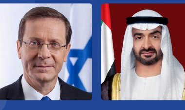 محمد بن زايد و رئيس إسرائيل يبحثان علاقات التعاون والمستجدات في المنطقة