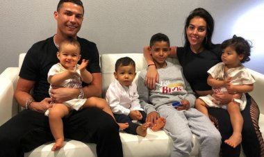 ارتبط بها منذ 5 سنوات وأنجبا 4 أبناء.. رونالدو يتحدى والدته ويقرر الزواج من «جورجينا» بعد قدوم «التوأم»