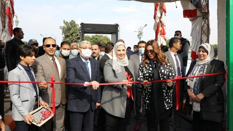 بالفيديو والصور.. تفاصيل افتتاح معرض «ديارنا للأثاث والحرف اليدوية» بالمنيا بحضور وزيرة التضامن