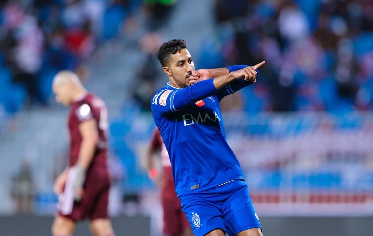 الهلال بطلاً لكأس السوبر السعودي بعد مباراة مثيرة أمام الفيصلي (فيديو)