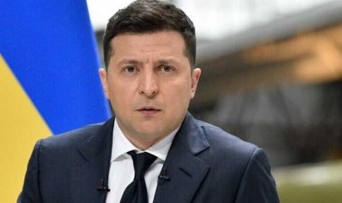 «زيلنيسكي» يُطالب بضرورة فرض حظر جوي فوق أوكرانيا