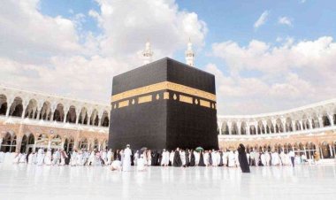 خبير سياحي: مصر معرضة لخفض أعداد المعتمرين لهذا السبب