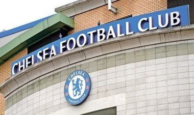 رجل أعمال مصري يقدم عرضًا لشراء نادي تشيلسي