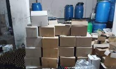 ضبط كميات من «الدهانات وقطع غيار السيارات» مجهولة المصدر بالقاهرة