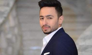 حمادة هلال: تامر حسني أخذ أغنيتي أثناء مرض أمي