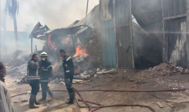 بالأسماء.. 6 مصابين حتى الآن في حريق مخزن أخشاب المرج