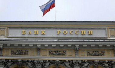 البنك المركزي يفرض حد أقصى لإرسال الأموال إلى خارج موسكو