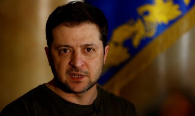 الرئيس الأوكراني يطلب تزويده بطائرات مقاتلة أمريكية لمواجهة الهجمات الروسية