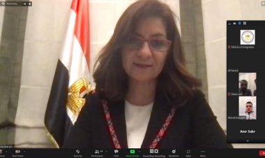 وزيرة الهجرة تلتقي بممثلي الجالية المصرية والطلبة بأوكرانيا: «فخورون بصبركم»