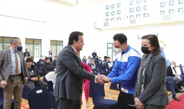 وزير التعليم العالي يفتتح فعاليات نهائي بطولة الإسكواش بالجامعة الأمريكية (صور)