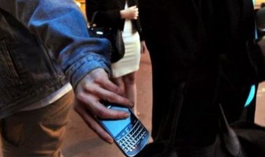 القبض على لص لسرقته عدد من «الهواتف» بالقاهرة