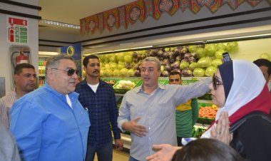 محافظ البحر الأحمر يحذر التجار من التلاعب بالأسعار