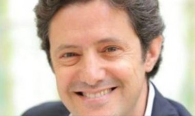 تعيين زياد مكارى وزيرا للإعلام بالحكومة اللبنانية خلفا لجورج قرداحى